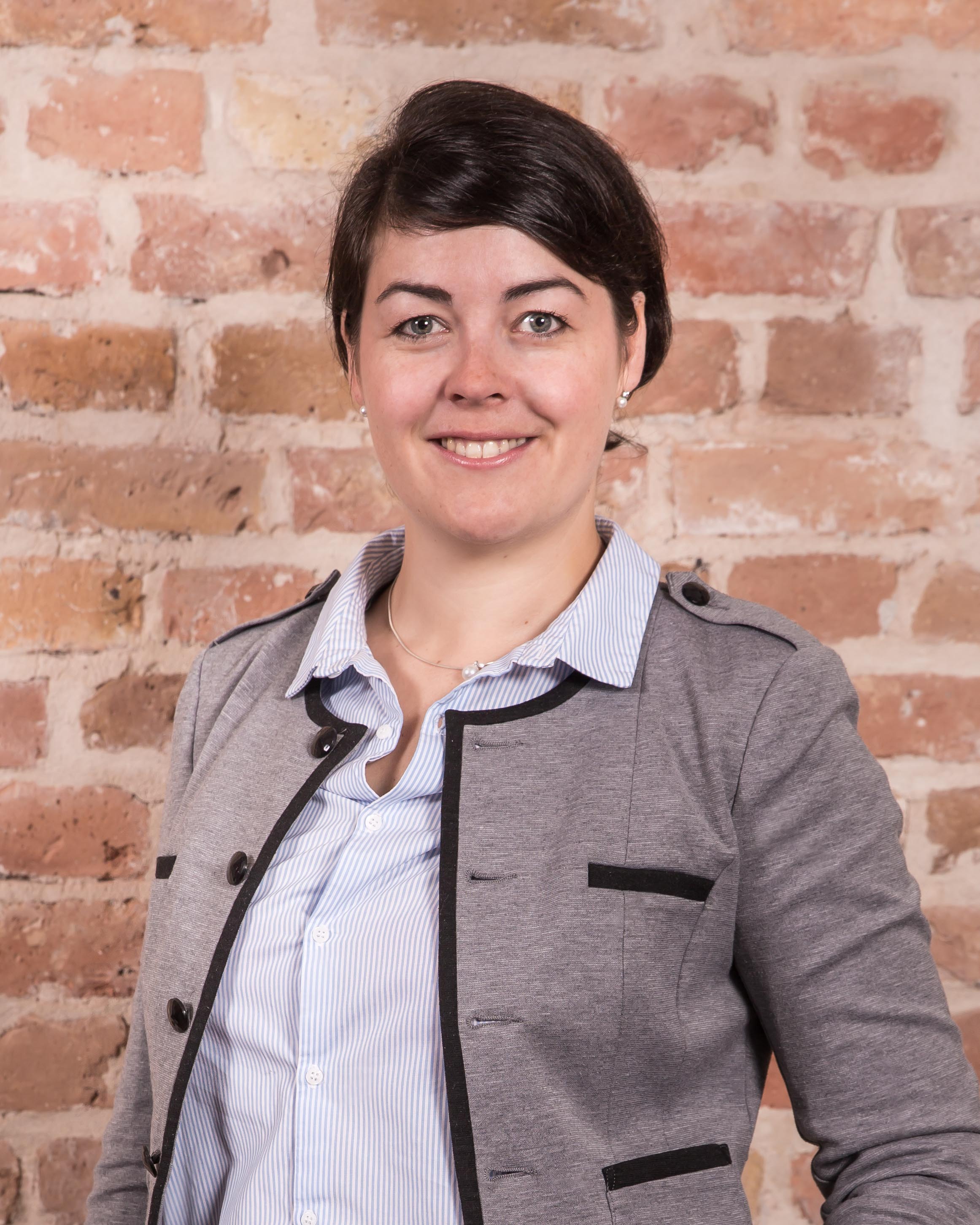 Portrait von Anika Hösl