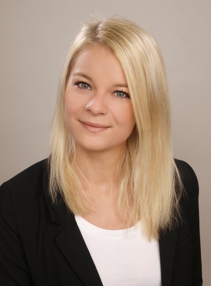 Portrait von Jennifer Knosp