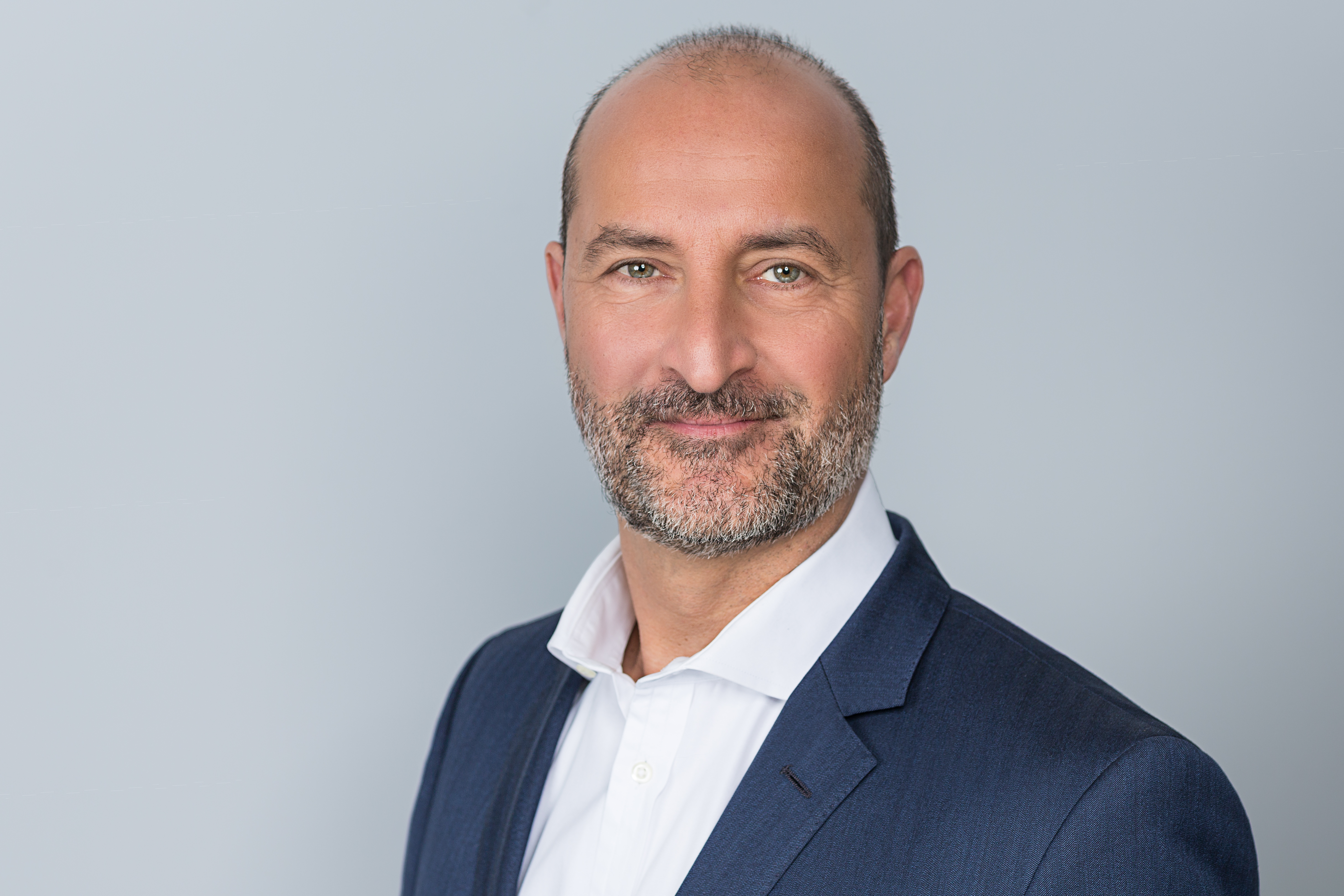 Portrait von Marcel Derakhchan