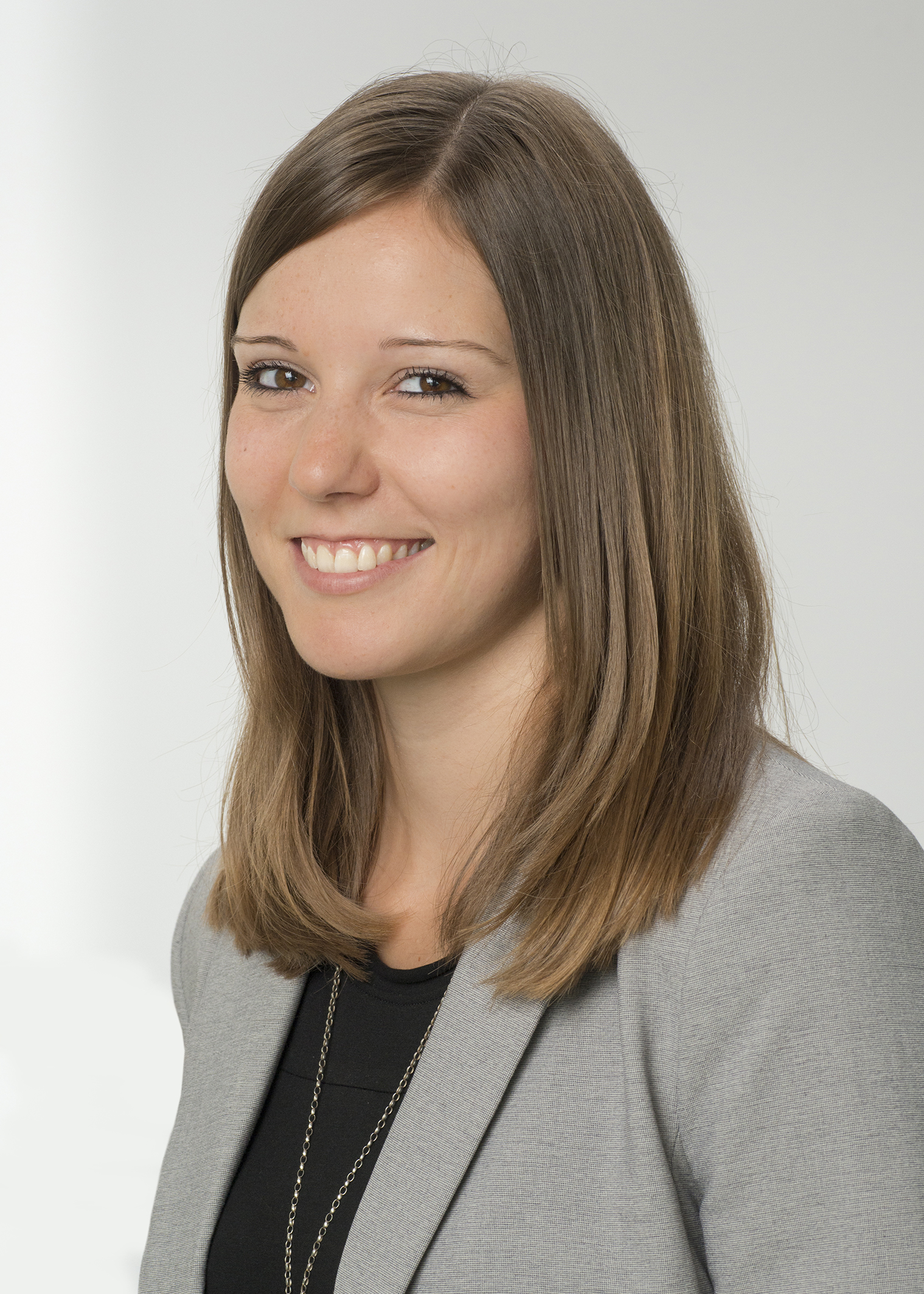 Portrait of Nina Schneider