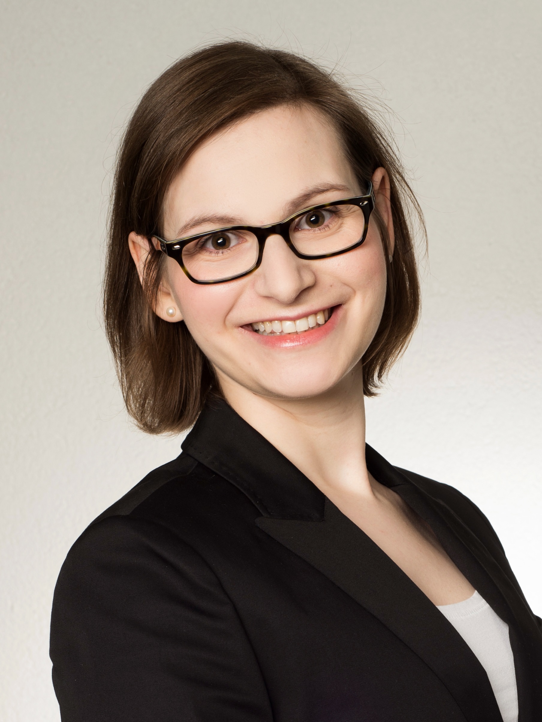 Portrait von Ann-Katrin Bremmer