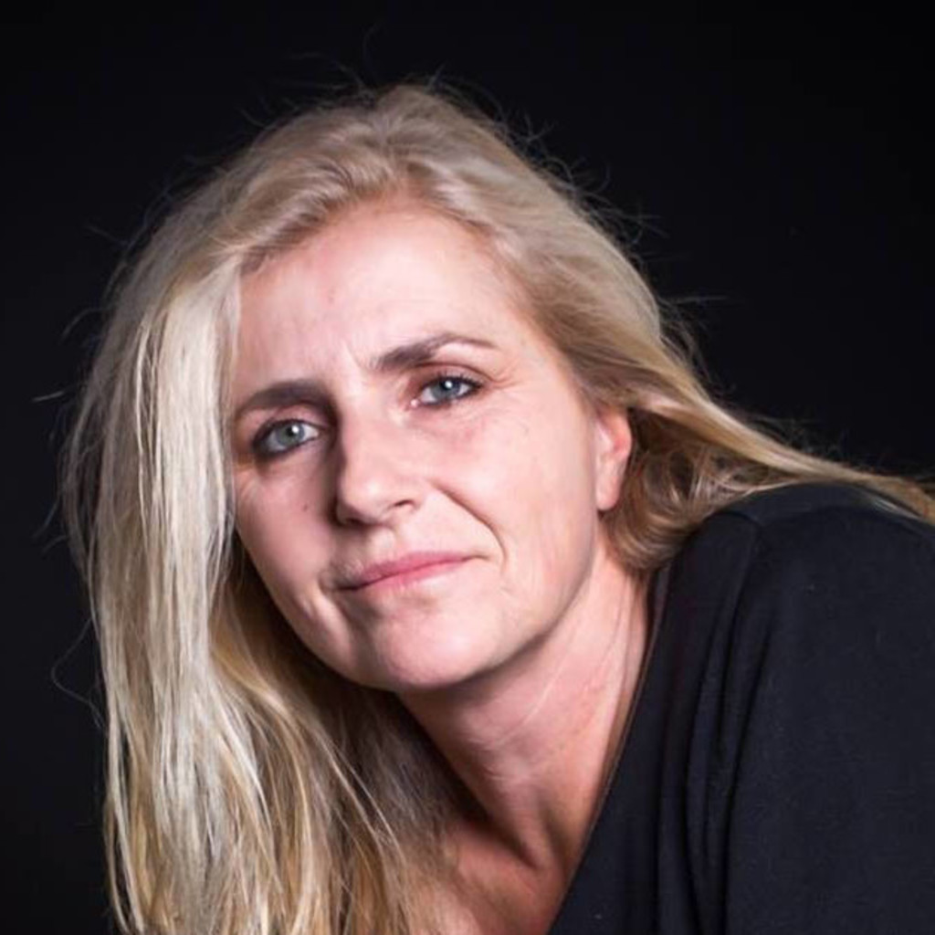 Portrait von Astrid Stennei