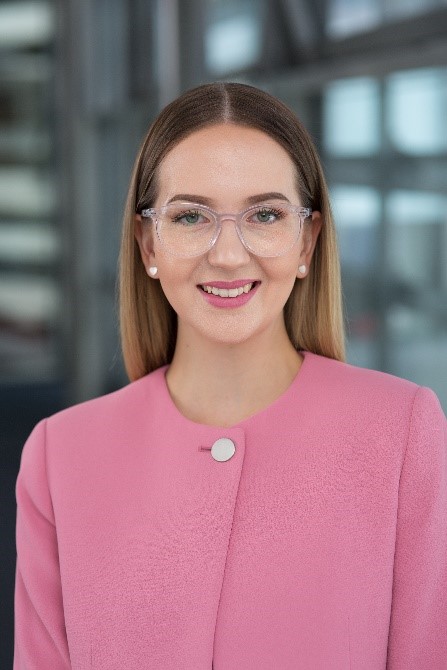 Portrait of Julia Kreis