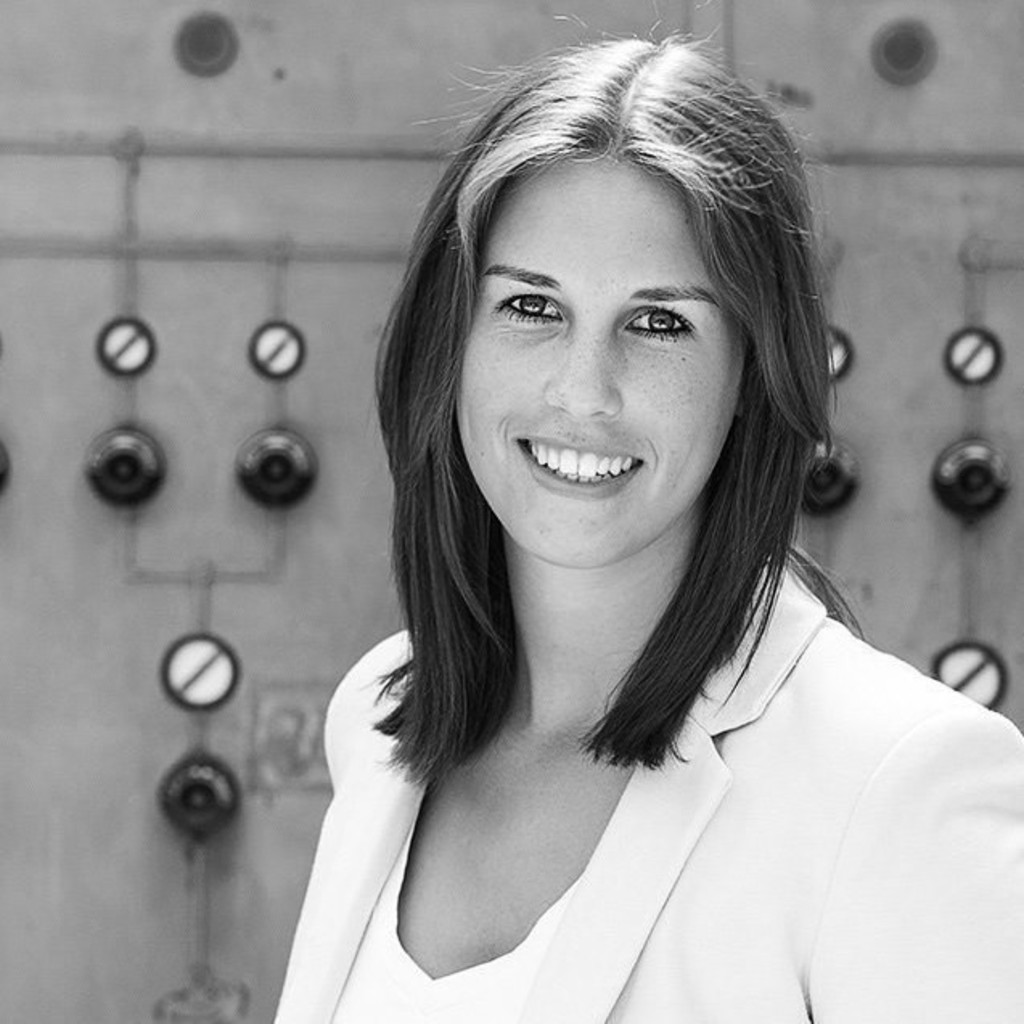 Portrait of Lara Ramien