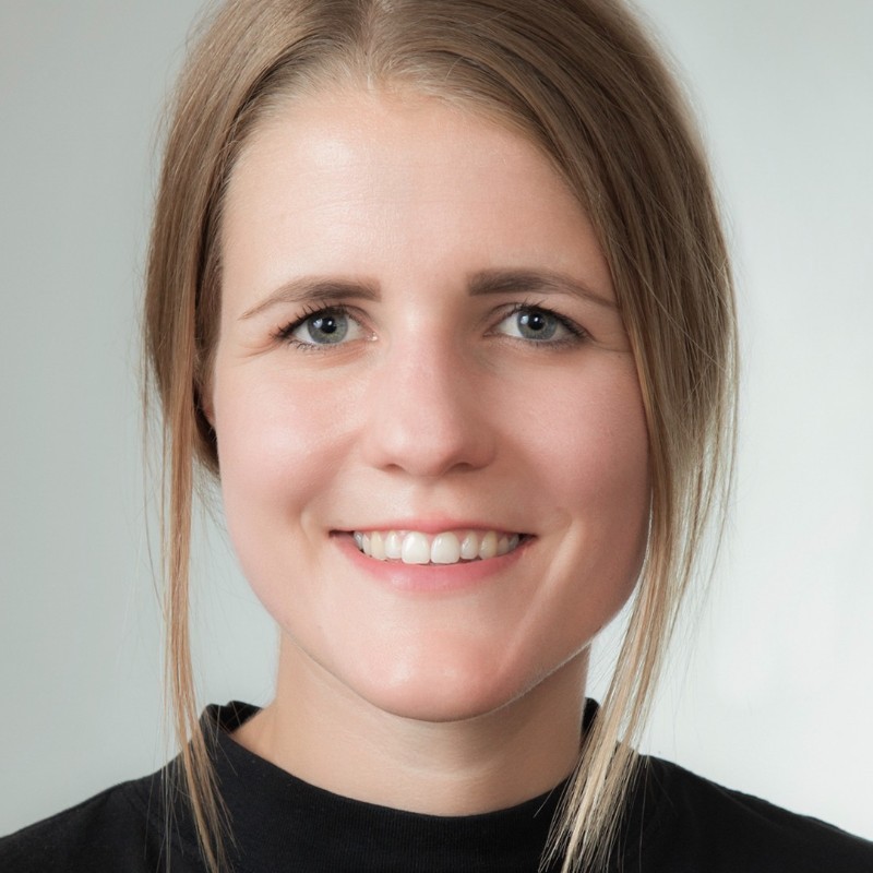 Portrait of Natalie Bastam